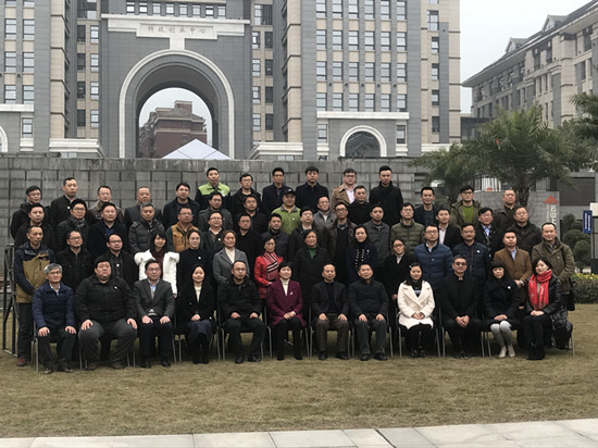 2019重庆经济_gdp增速 2019重庆gdp(3)