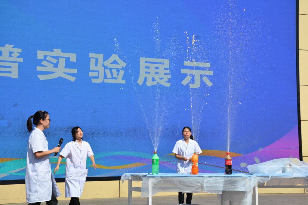 江津科技馆带来科普实验