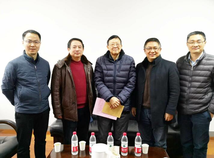 同时与学院党委书记周林,院长李剑,副院长王晓静,谢开贵做简要交流